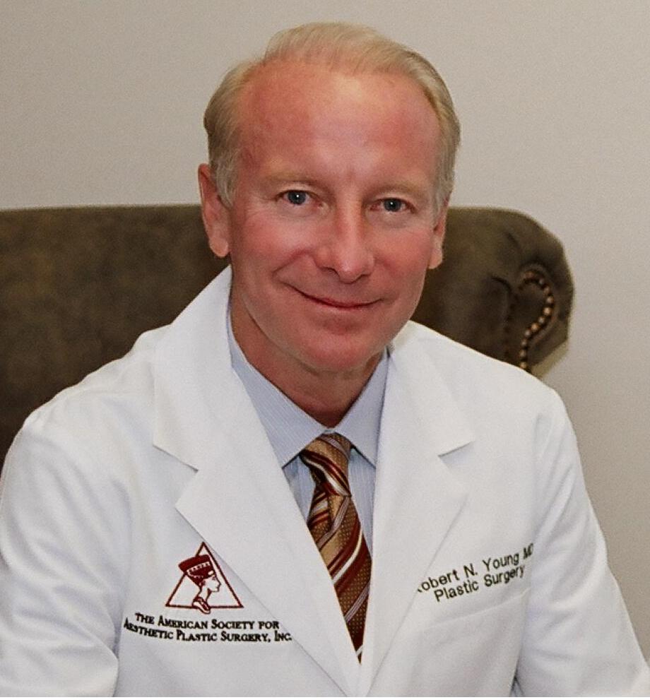Dr. Robert Young Plastic Surgeon in San Antonio, Tx