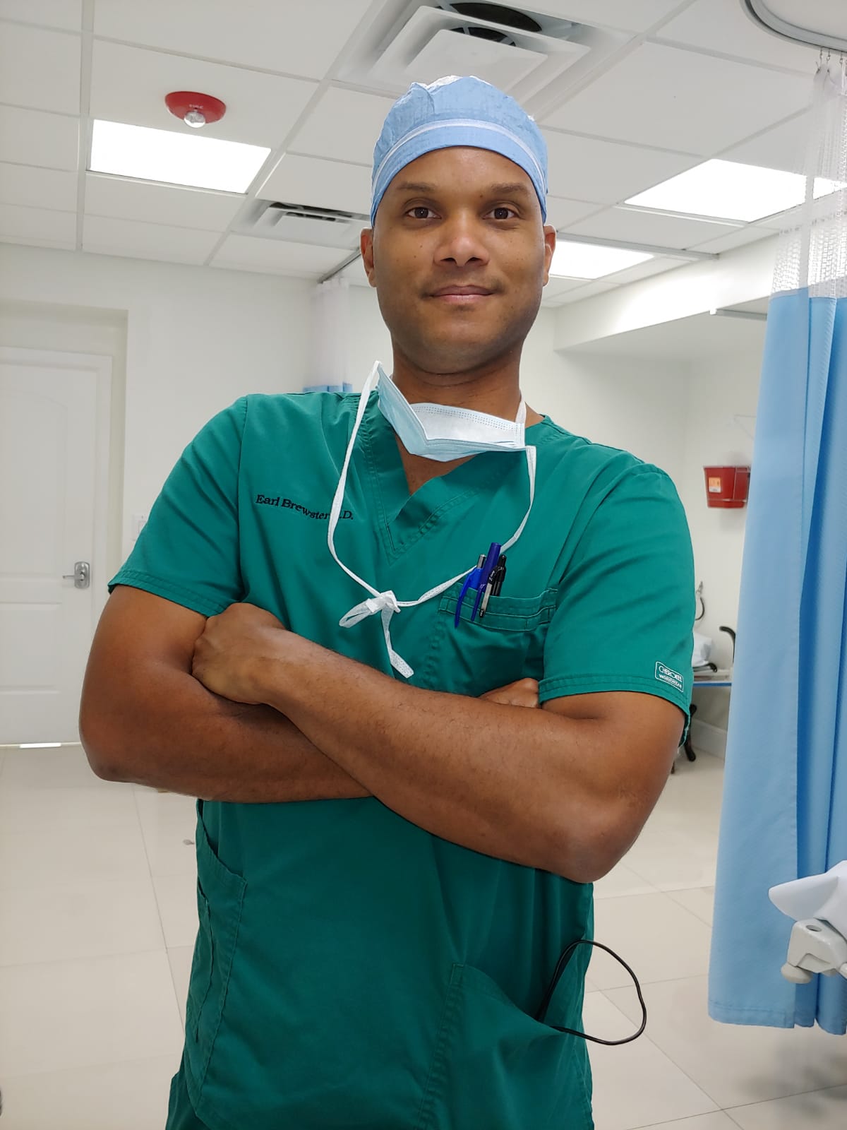 Dr. Earl Mark Brewster Jr Doctors Choice Awards in Cosmetic Gynecology