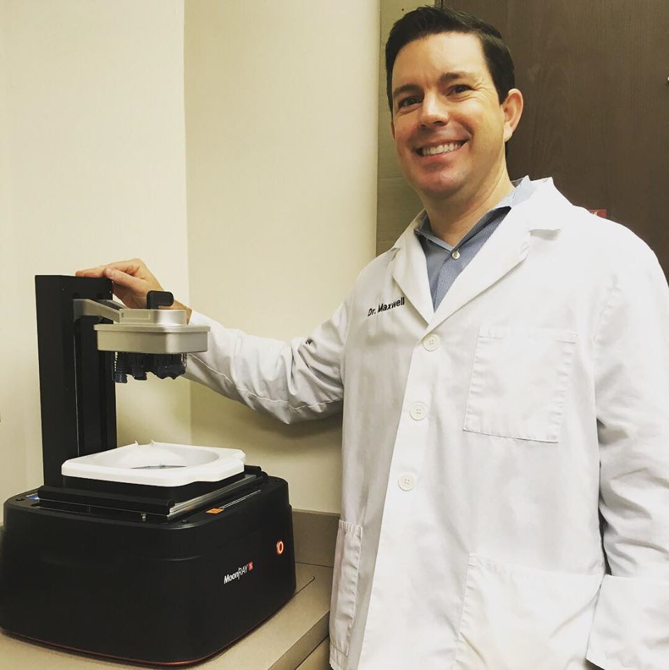 Dr. James Maxwell Doctors Choice Awards in Dentistry