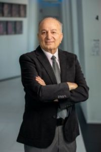 Dr. Farshad Farhoumand