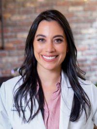 Dr. Juliana Eslava