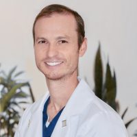Dr. Nicholas Goetz